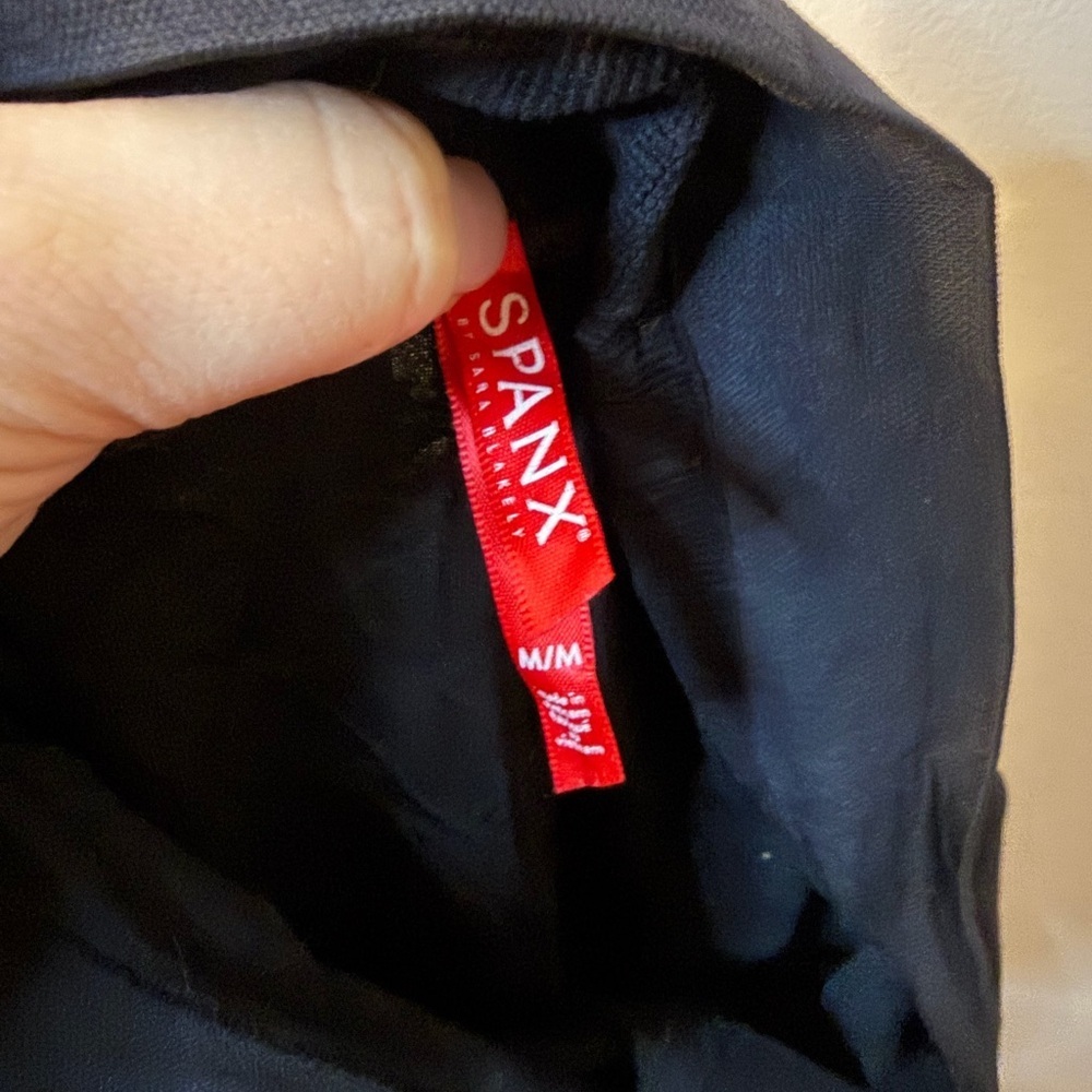 Spanx Maternity Leggings Medium - Picture 4 of 5